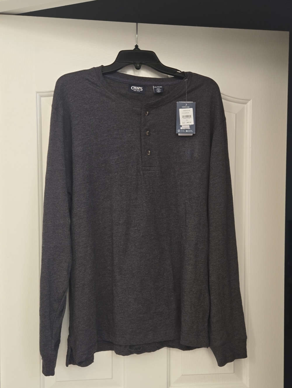 Chaps Men’s Charcoal Long-Sleeve Henley Shirt